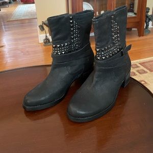 COPY - Vince Camuto Donato Bootie brand new without tags.